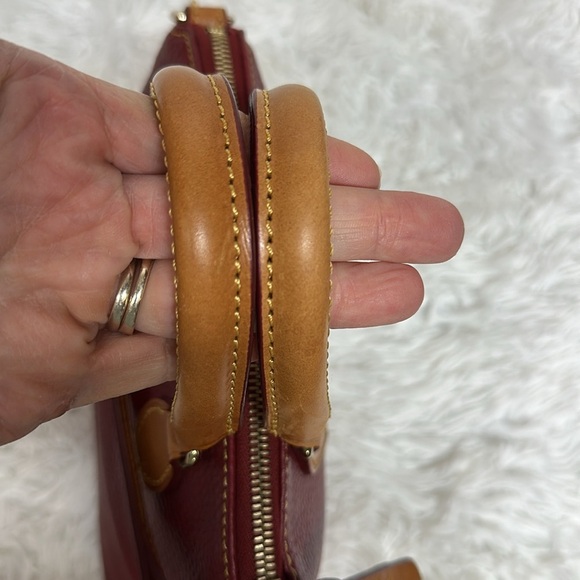 Dooney and Bourke Pebble Grain Domed Satchel / Crossbody - Picture 6 of 12